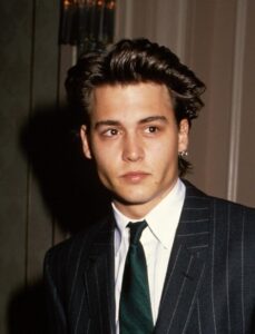 La atractiva apariencia de Johnny Depp cuando era joven