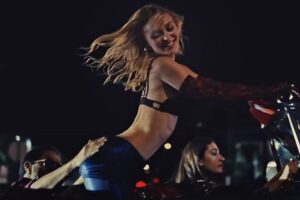 Lily-Rose Depp tiene muchas escenas atrevidas en The Idol